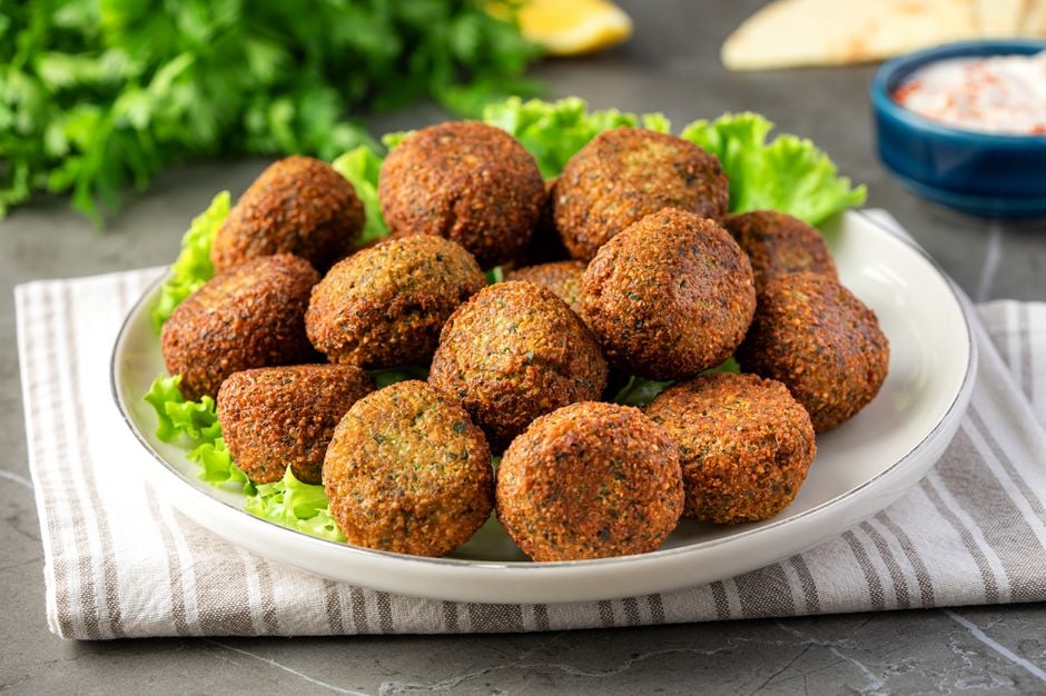 Orta Doğu Mutfağından “Falafel” Tarifi ..